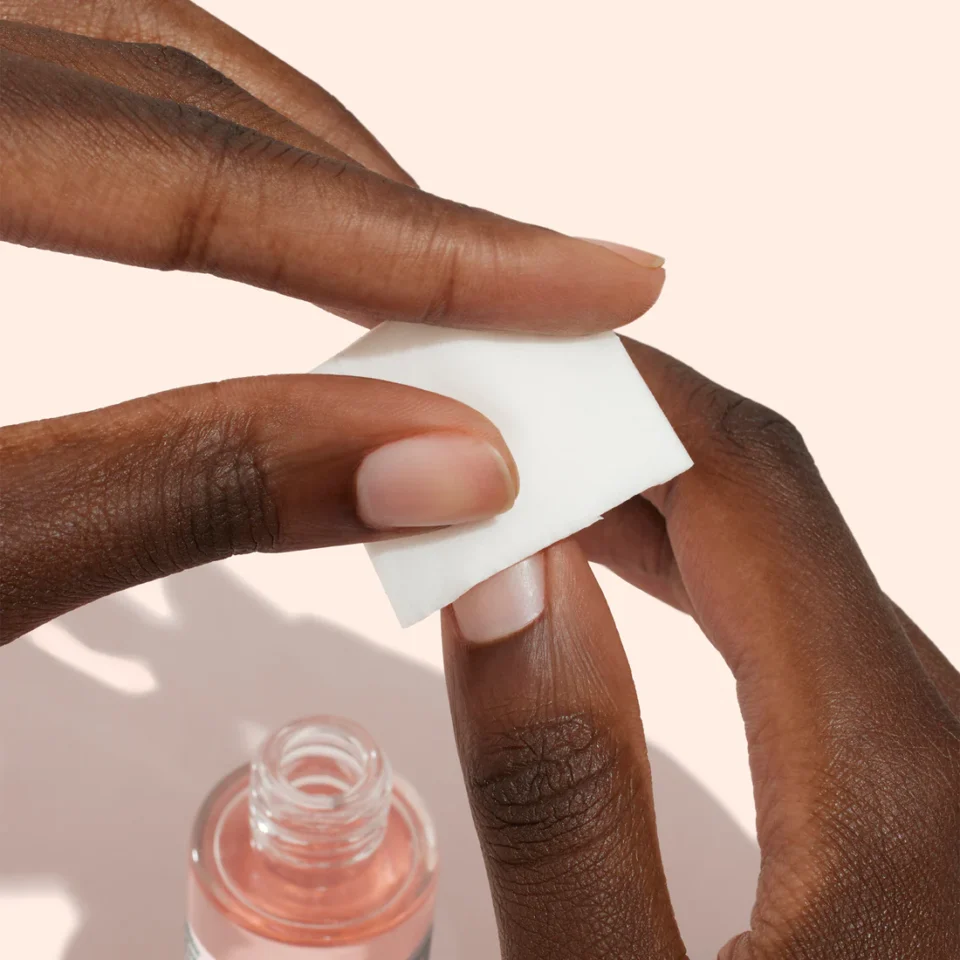 Manucurist Green Degraissant naudojimas - nagų nurieblinimas prieš lakavimą